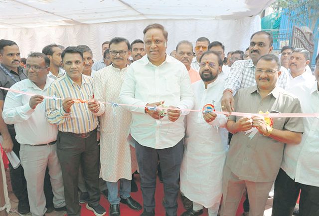 Mumbai News : जिल्हा ग्रंथालय मुंबई उपनगरच्या नव्या इमारतीचे पालकमंत्र्यांच्या हस्ते लोकार्पण