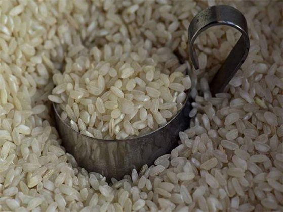 Pune News : पुणेकरांचे आरोग्य धोक्यात! रेशनच्या दुकानांमध्ये सिमेंट मिश्रित तांदळाची विक्री