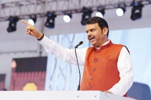 Devendra Fadnavis : ...म्हणून औरंगजेबाच्या कबरीला दिलं जातंय संरक्षण
