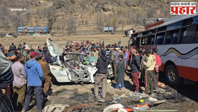 Accident News : काश्मीरमध्ये भीषण अपघात, महाराष्ट्रातील ३ पर्यटकांसह चौघांचा मृत्यू