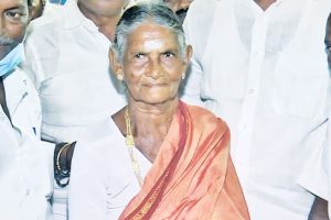 सरपंच आजी...