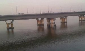 Vashi Creek : वाशी खाडीपुलावरील तिसऱ्या पुलाचे कामही पूर्ण!