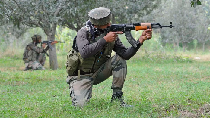 Firing on LOC : भारताने हाणून पाडला पाकिस्तानचा घुसखोरीचा प्रयत्न