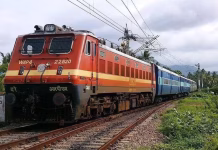 Ganpati Special Train: गावी जाणाऱ्या गणेशभक्तांना रेल्वेकडून मोठा दिलासा, मुंबई- कोकण मार्गावर धावणार १२ विशेष गाड्या