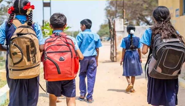 बीएमसीच्या शाळांतील विद्यार्थ्यांना पहिल्याच दिवशी मिळणार शैक्षणिक साहित्य