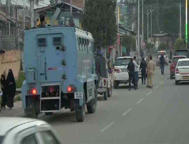 दहशतवादी हल्ल्याने महाराष्ट्रावर पसरली शोककळा