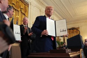 US Tarrif : अमेरिकेत आयात होणाऱ्या चिनी मालावर आता २४५ टक्के आयात शुल्क लागू