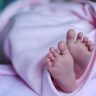 Nashik : माणुसकीला काळिमा ! पैशांसाठी ५ दिवसांच्या नवजात बाळाचा आईनेच केला सौदा