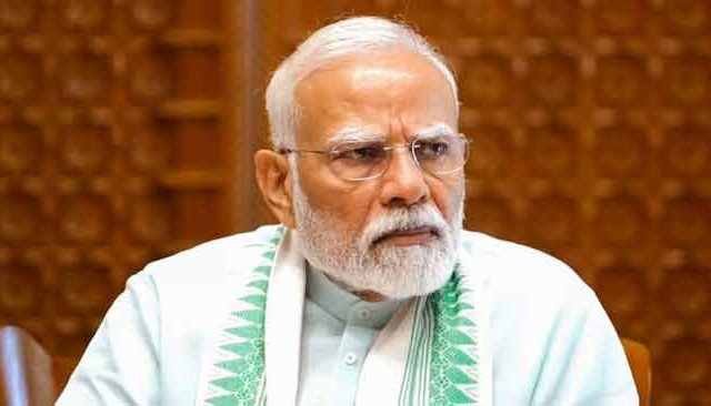 पंतप्रधानांचा इशारा अन् पाकिस्तानचा थरकाप