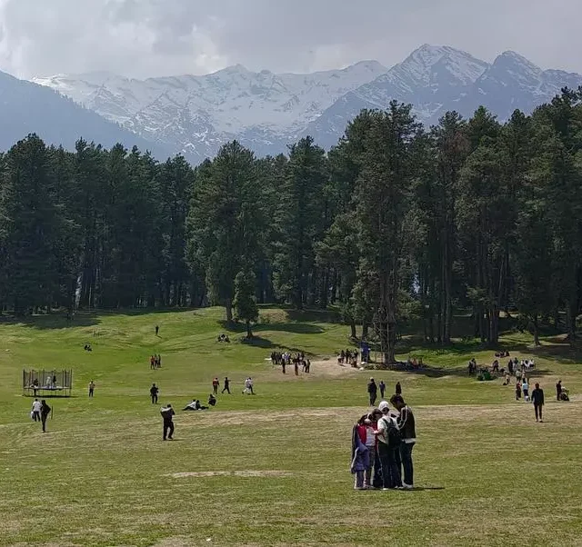 पहलगाममध्ये आठवडाभर राहिल्यानंतर अतिरेक्यांनी केला हल्ला