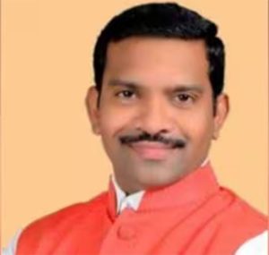 अकरावी प्रवेशासाठी ऑफलाइन प्रणालीची मागणी
