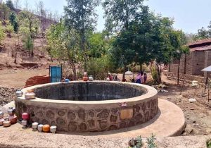 पाणीटंचाईने अनेकांचे बुडाले रोजगार