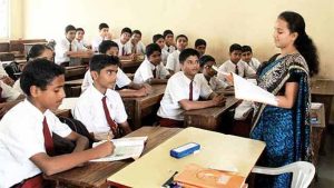 मुंबईमध्ये हजारो मुले शाळाबाह्य