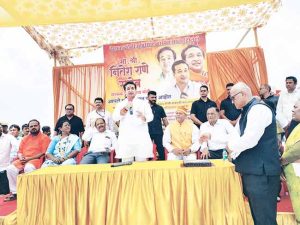 मंत्री नितेश राणे यांनी केली वर्सोवा जेट्टीची पाहणी