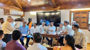 ‘जुन्या ठाणे शहरातील रहिवाशांना तातडीने पाइपलाइनद्वारे घरगुती गॅस जोडणी द्या’