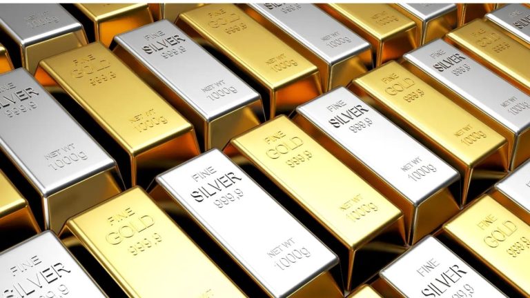 Gold Silver Rate Today: आज सोनेचांदीच्या वाढीला किरकोळ ब्रेक 'या' कारणांमुळे किरकोळ घट !