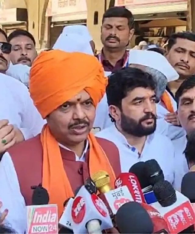 Devendra Fadnavis announcement : विकास आराखड्यातील कत्तलखाना आरक्षण रद्द करण्याचा निर्णय ; मुख्यमंत्री देवेंद्र फडणवीस यांची घोषणा