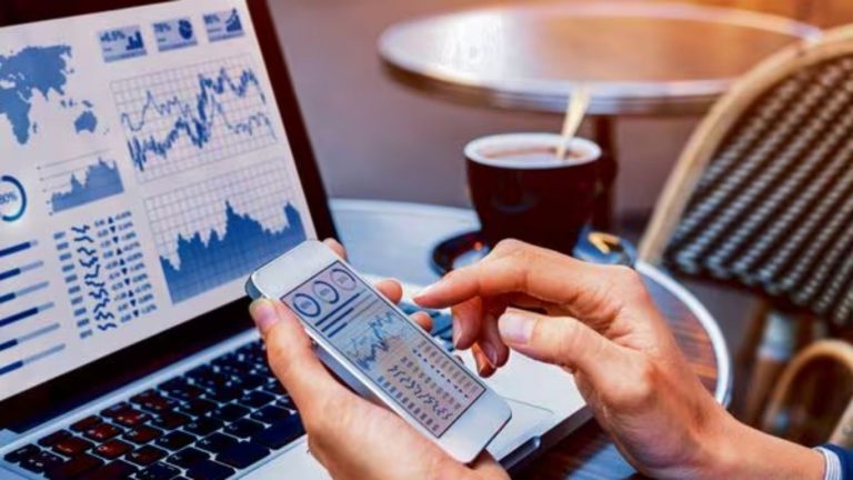 Ex Dividend News: मालामाल होण्याचा आणखी एक अंतिम दिवस! बजाज ऑटोसह १३ कंपन्यांकडून Ex- dividend ट्रेडचा आज शेवटचा दिवस