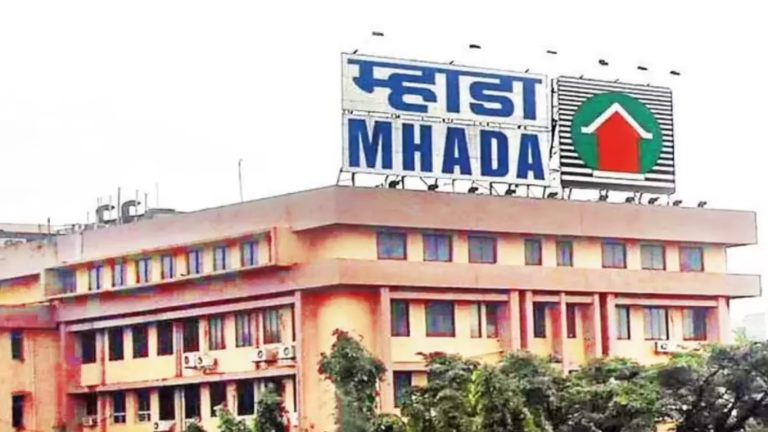 MHADA Lottery : आता सर्वसामान्यांना घर खरेदी करता येणार, म्हाडाच्या ६२४८ घरांच्या किमतीत कपात...