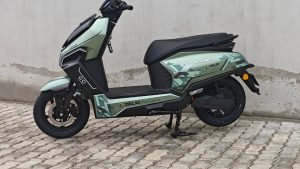 Zelio E Mobility: झेलीओ ई-मोबिलिटीने लेजेंडर इलेक्ट्रिक स्कूटरचे फेसलिफ्ट मॉडेल लाँच केले