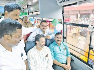 सुधारणा करून प्रवाशांना सुविधा देण्यासाठी प्रयत्नशील : निलेश राणे
