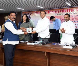 कायदा-सुव्यवस्था राखण्यासाठी पोलीस पाटील महत्त्वाचा दुवा