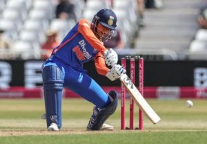 IND-W vs ENG-W: स्मृती मंधानाने रचला इतिहास