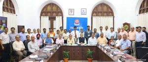 पश्चिम रेल्वेच्या १२ कर्मचाऱ्यांना महाव्यवस्थापक सुरक्षा पुरस्कार