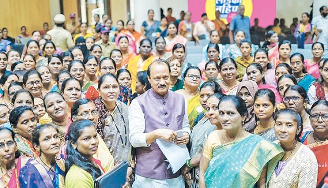 १४ हजार पुरुषांनी ‘लाडक्या बहिणींचा’ निधी पळविला