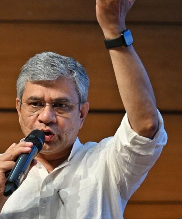 ELI News: रोजगार निर्मितीसाठी सरकारची क्रांतिकारी ELI योजना जाहीर Manufacturing सेक्टरमध्ये येणार 'बूम' !