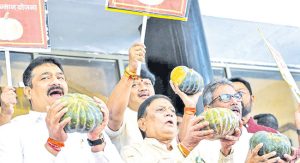 विरोधकांच्या हाती भोपळा...