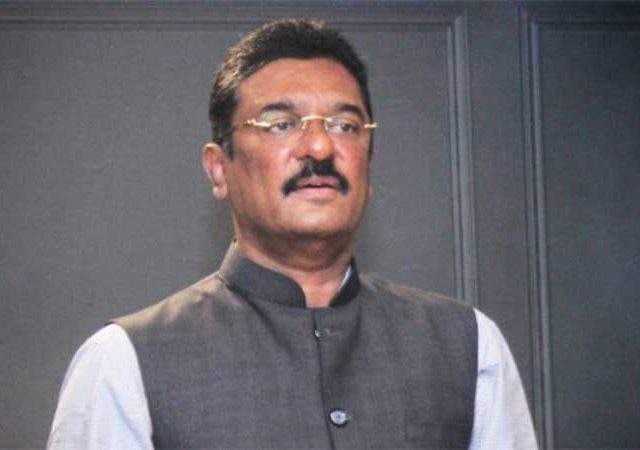 Speak Marathi : मराठी बोला नाहीतर रिक्षा, टॅक्सी चालवणं सोडा; परिवहन खात्याचा इशारा