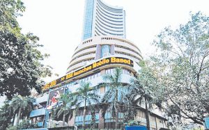 Stock Market Marathi: आठवड्याची अखेर घसरणीनेच ! सेन्सेक्स व निफ्टी घसरल्याने बाजारात पुन्हा 'पहिले पाढे पंचावन्न' का घसरतोय बाजार जाणून घ्या सविस्तर विश्लेषण