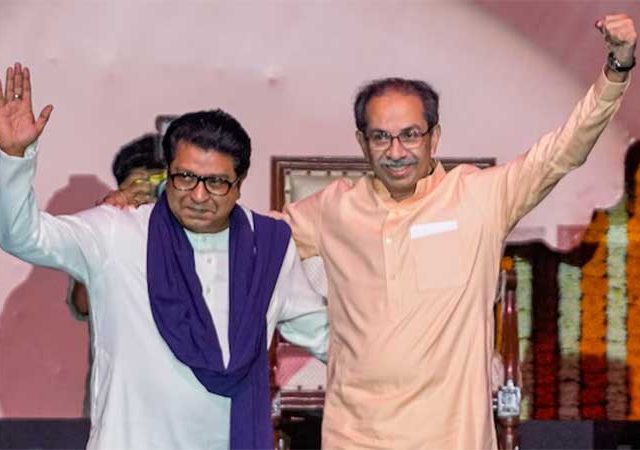 ठाकरे बंधूंची मात्रोश्रीवर भेट, राज्याच्या राजकारणात नव्या समीकरणांच्या शक्यता