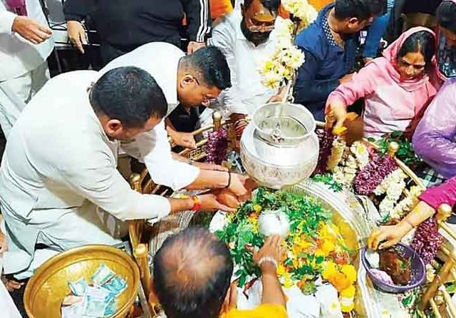 श्रावणाच्या तिसऱ्या सोमवारी लाखो भाविक भीमाशंकराच्या चरणी