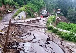 जम्मू काश्मीरमध्ये पुन्हा ढगफुटी, एवढे मृत्यू