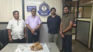 दापोलीत ५.४५ कोटी रुपयांची व्हेल माशाची उलटी जप्त