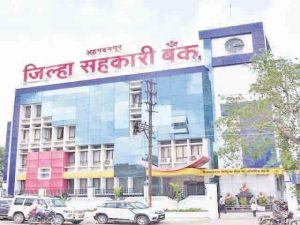 Ahilyanagar : विखे पाटलांच्या बालेकिल्ल्यात राम शिंदेची एंट्री ; राहुरीत तनपुरेंची घेणार भेट, राजकीय चर्चांना उधाण