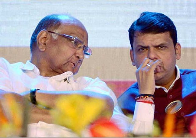 शरद पवार-फडणवीस एकत्र! 'या' नेत्यांना मोठा धक्का! नक्की काय घडलं?