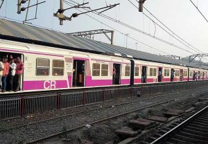 क्यूआर कोड द्वारे होणाऱ्या तिकीट विक्री संदर्भात मध्य रेल्वे प्रशासनाचा मोठा निर्णय