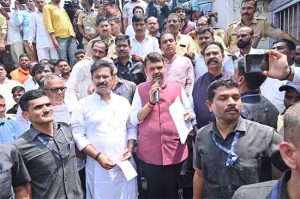 संकटकाळात राज्यशासन पूरग्रस्तांच्या पाठीशी; सर्वतोपरी मदत करणार - मुख्यमंत्री देवेंद्र फडणवीस