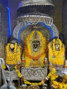 भारतातील बगलामुखी देवीची ही मंदिरे तुम्ही पाहिली का...या नवरात्रीमध्ये नक्की जा दर्शनाला जा.कोर्टाची कामे मार्गी लागतील.