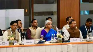 अखेर जीएसटी परिवर्तनाची 'सकाळ',जाणून घ्या तज्ज्ञांचे मत; ही दरकपात किती फायदेशीर?