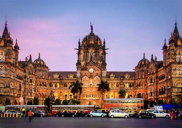 CSMT : छत्रपती शिवाजी महाराज टर्मिनस येथील प्लॅटफॉर्म क्रमांक १६ आणि १७ वरील ब्लॉकला मुदतवाढ