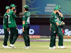Asia Cup 2025: पाकिस्तानची नाटकं काही चालेना, UAE विरुद्ध सामन्याला ९ वाजता होणार सुरूवात