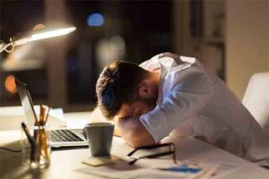 सतत थकवा जाणवतोय ? हे सोपे उपाय देतील तुम्हाला नवीन ऊर्जा !