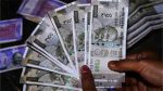 Mumbai News: मुंबई पोलिसांचा प्रामाणिकपणा, रस्त्यामध्ये हरवलेली 2 लाख 90 हजार रूपये असलेली पिशवी मालकाला शोधून दिली...