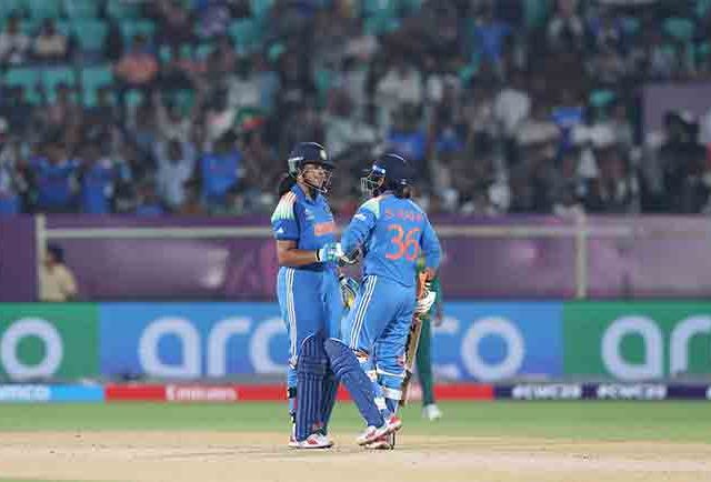 IND vs SA: वर्ल्डकपमध्ये द. आफ्रिकेने रोखला भारताचा विजयरथ, मिळवला ३ विकेटनी विजय