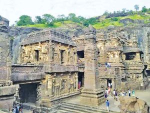 कैलास गुंफा मंदिर शिल्पकलेचा अद्वितीय नमुना