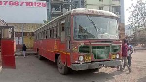 पालघरमध्ये एसटी बससेवेची स्थिती बिकट